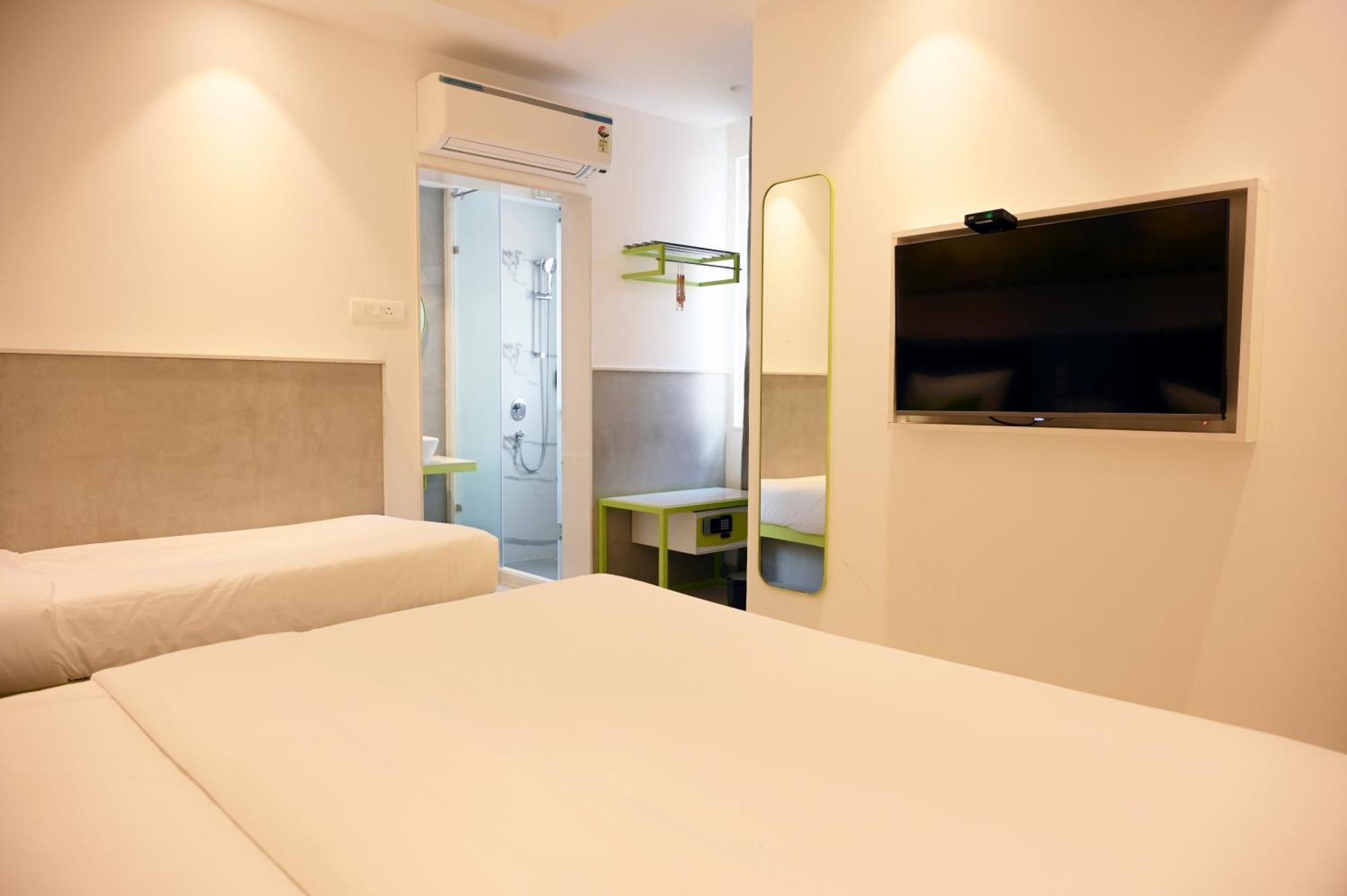 Hotel Le Roi Express Karol Bagh Delhi  Extérieur photo