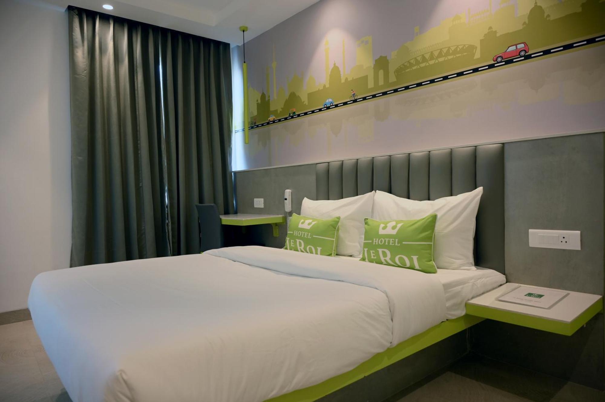 Hotel Le Roi Express Karol Bagh Delhi  Extérieur photo