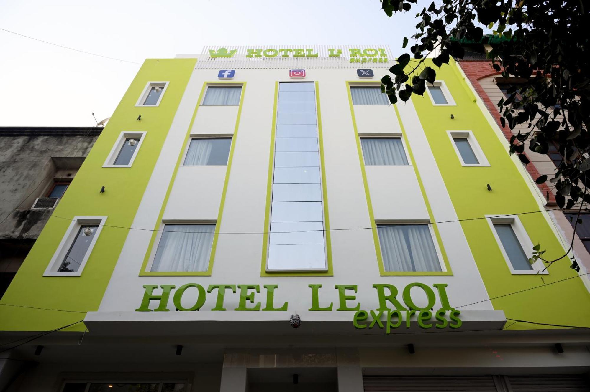 Hotel Le Roi Express Karol Bagh Delhi  Extérieur photo
